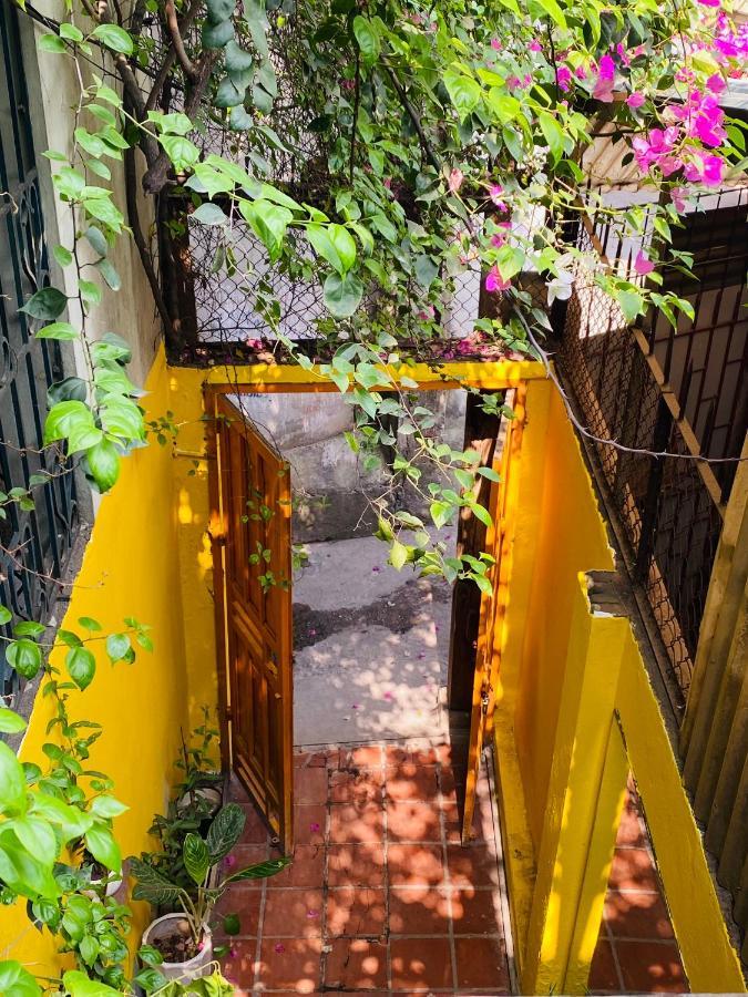 Chu Nhat Cafe & Homestay - 12 Ngo 41 Duong Lang - Co So 1 Hanoi Exterior foto