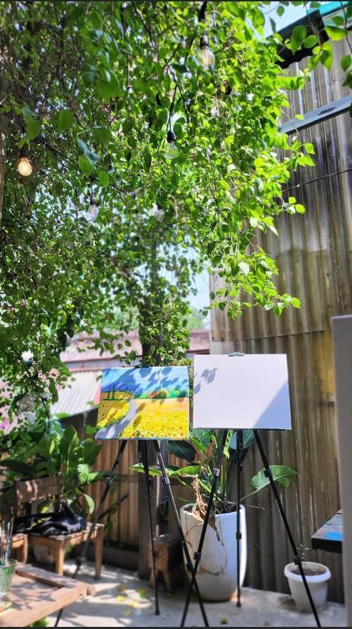 Chu Nhat Cafe & Homestay - 12 Ngo 41 Duong Lang - Co So 1 Hanoi Exterior foto